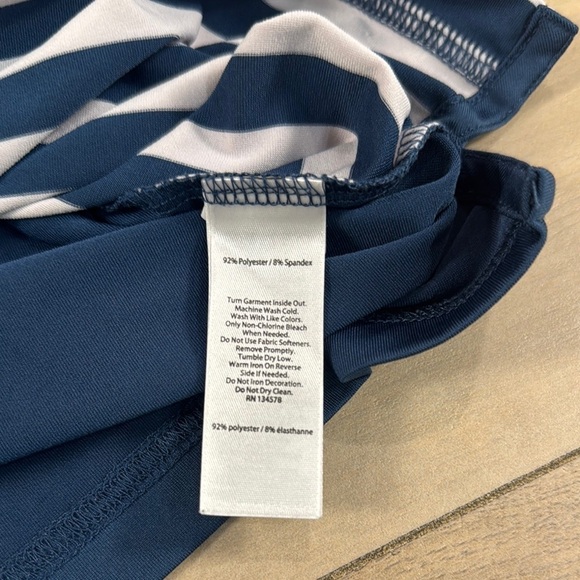 Vineyard Vines Men's Striped Performance Polo Shirt - Pink and Blue - Picture 6 of 9